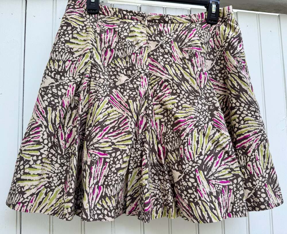 Kenneth Cole New York Size 4 Abstract Print Pleated Mini Skirt